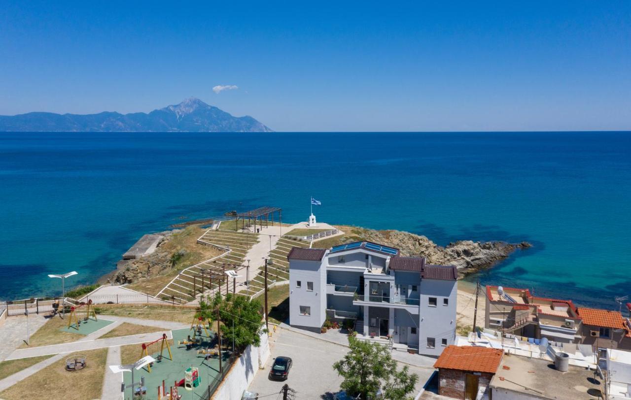 Almare Seaside Studios & Suites - Sarti Sithonia Eksteriør billede