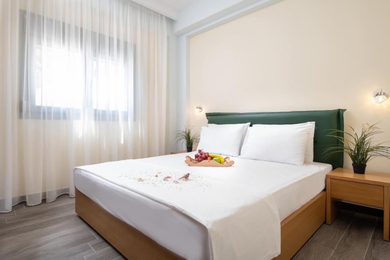 Almare Seaside Studios & Suites - Sarti Sithonia Eksteriør billede