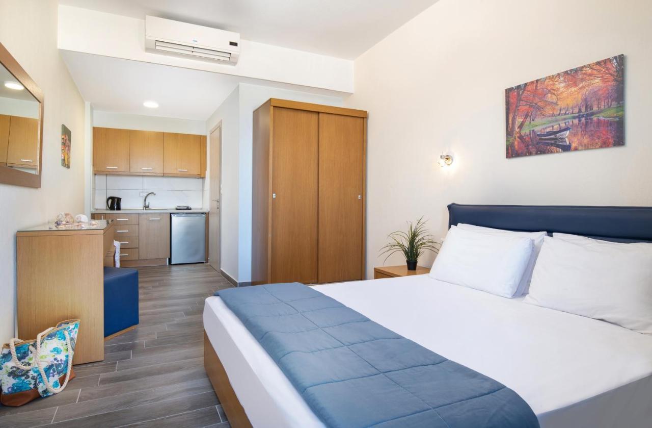 Almare Seaside Studios & Suites - Sarti Sithonia Eksteriør billede
