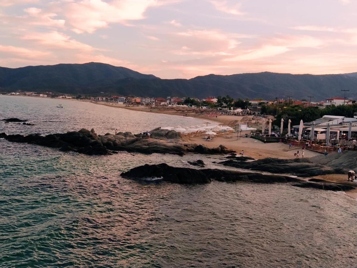Almare Seaside Studios & Suites - Sarti Sithonia Eksteriør billede