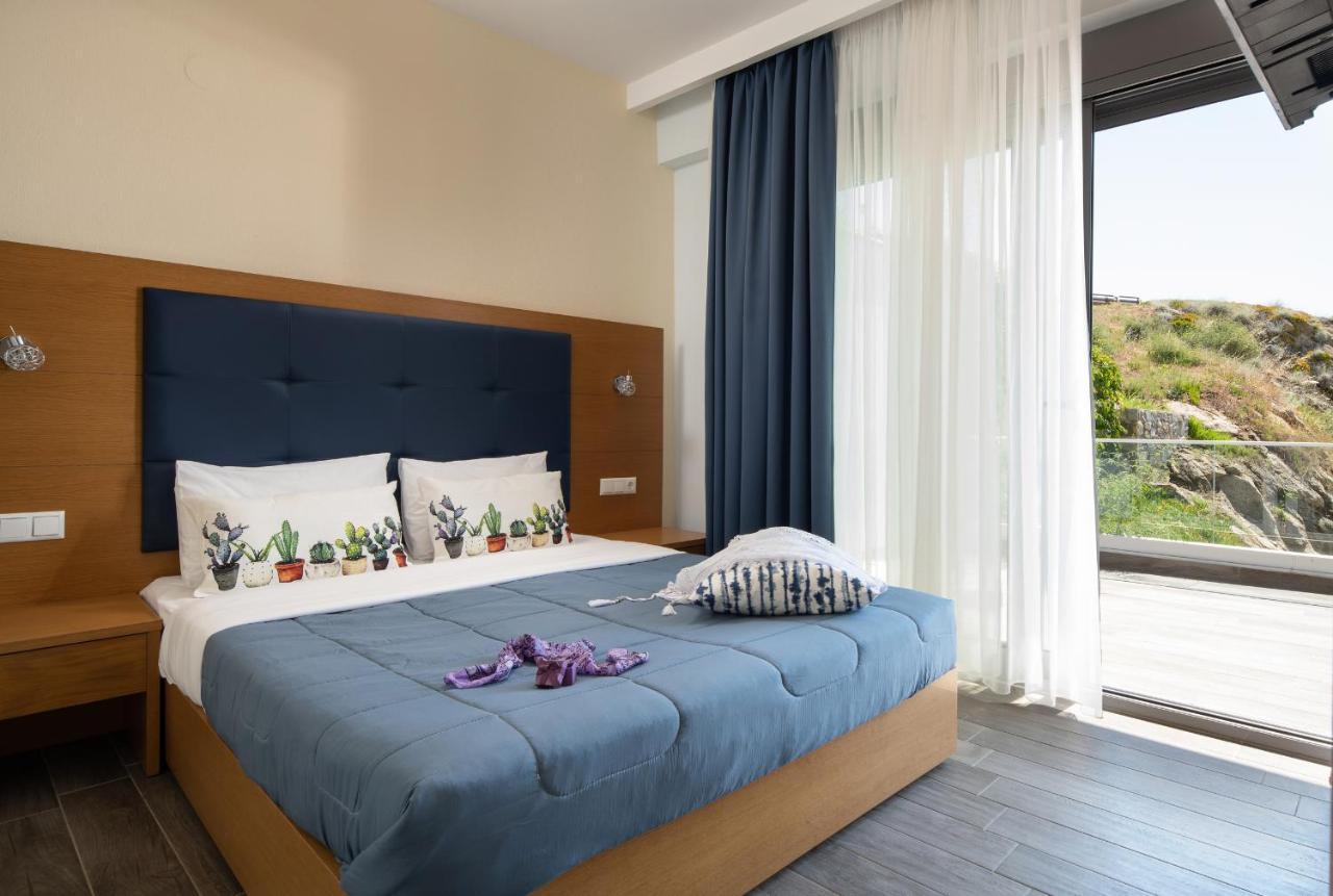 Almare Seaside Studios & Suites - Sarti Sithonia Eksteriør billede
